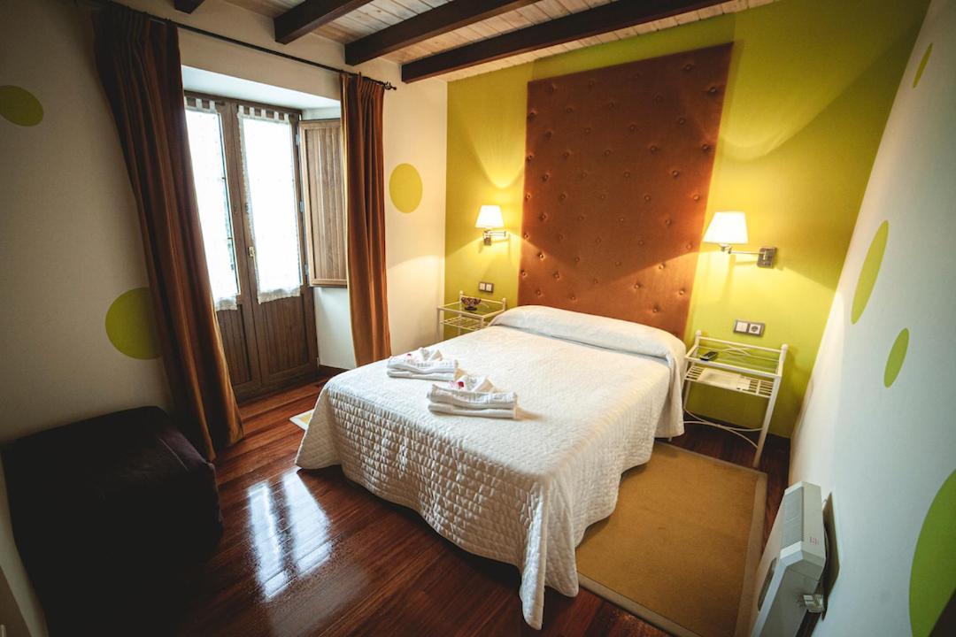 Posada Cicero Ngoại thất bức ảnh